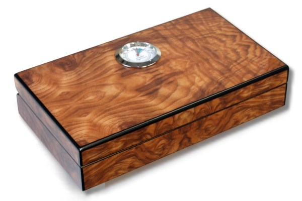 Artikelbild 1 des Artikels “Pocket Humidor Walnut “
