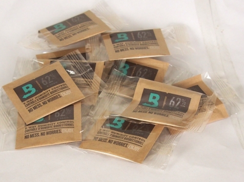 Artikelbild des Artikels “Luxusvariante 10 Stück Boveda einzeln eingeschweisst 62% 4 Gramm Befeuchter “