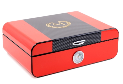Artikelbild des Artikels “Myon Paris Humidor Racing Edition Carbon-Red V-360 “