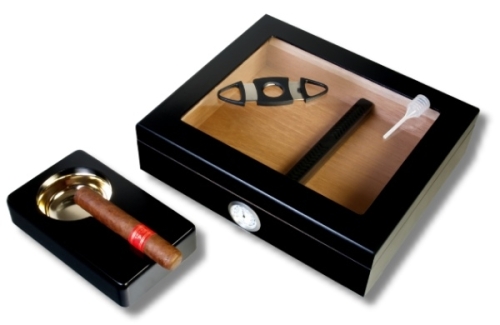 Artikelbild des Artikels “Kristallglas Black Finish Humidor-Set V-240 “