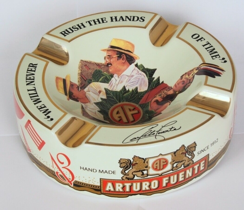 Artikelbild des Artikels “Großer Arturo Fuente Story Zigarrenaschenbecher beige “
