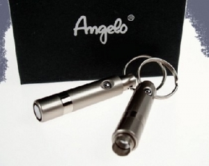 Artikelbild 1 des Artikels “Angelo Design Zigarrenbohrer mit Schnappmechanik “