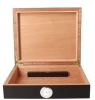 Artikelbild 2 des Artikels “Germanus Humidor Geschenkset  Movella- Polymerbefeuchter, Cutter, Feuerzeug “