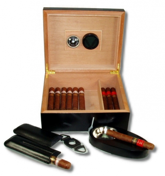 Artikelbild 2 des Artikels “Humidor Geschenk Set Noir V-460 inkl. Polymerbefeuchter “