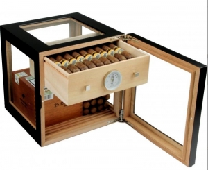 Artikelbild 2 des Artikels “Adorini Humidor Cube Deluxe schwarz “