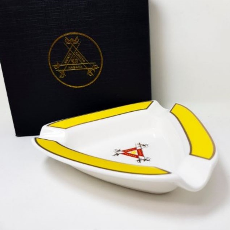 Artikelbild 2 des Artikels “3er Montecristo-Stil  Zigarrenascher mit 3 Ablagen “