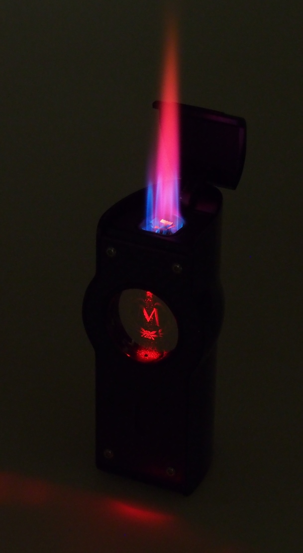 Artikelbild 2 des Artikels “Myon Paris Zigarrenfeuerzeug Tischfeuerzeug 4-Jetflamm Sensor Bohrer Racing Edition Red “