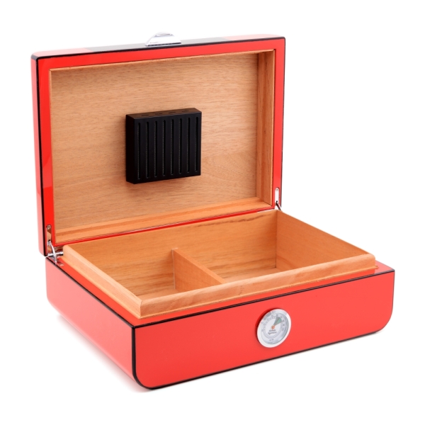 Artikelbild 2 des Artikels “Myon Paris Humidor Racing Edition Carbon-Red V-360 “