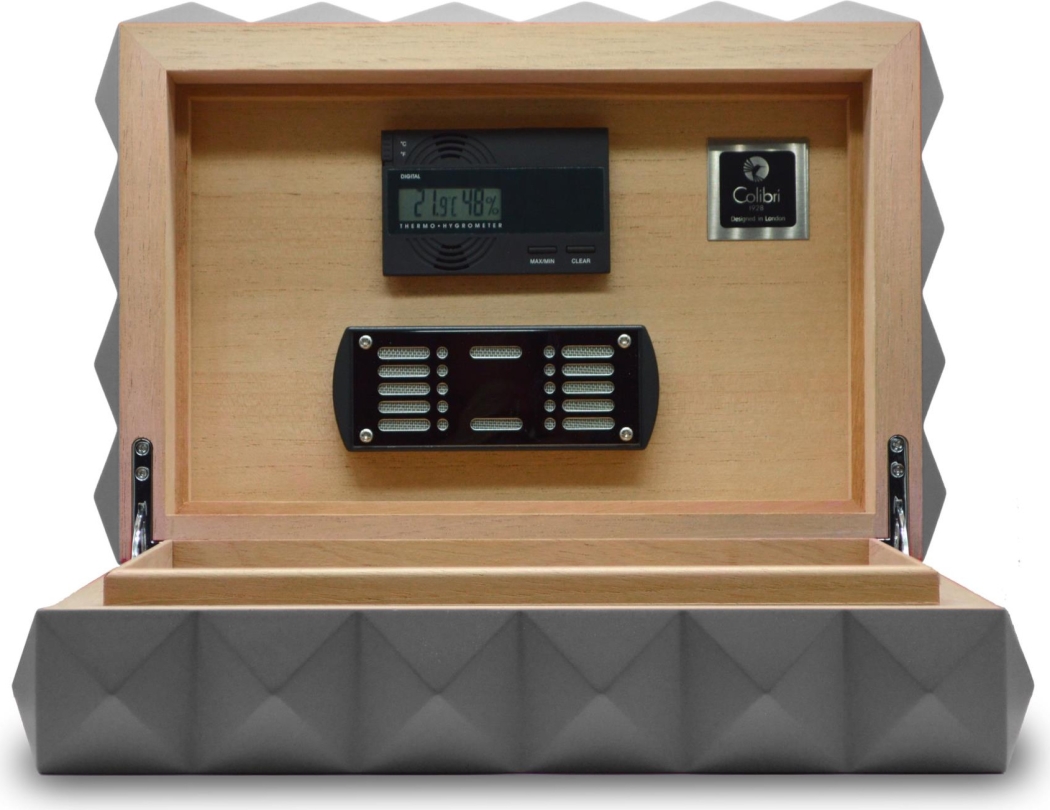 Artikelbild 3 des Artikels “Colibri Quasar Humidor * gun mit selbstregulierenden Befeuchtungssystem und Digitalhygrometer “