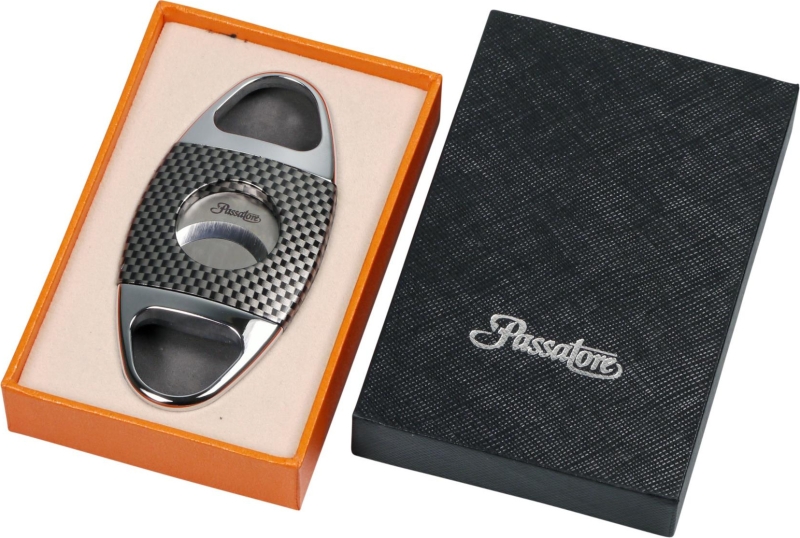 Artikelbild 3 des Artikels “PASSATORE Zigarrencutter Carbon Finis mit Etui. “