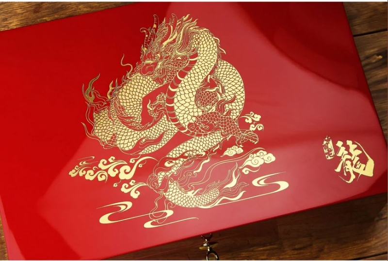 Artikelbild 7 des Artikels “adorini Year of the Dragon Grande Deluxe Humidor “